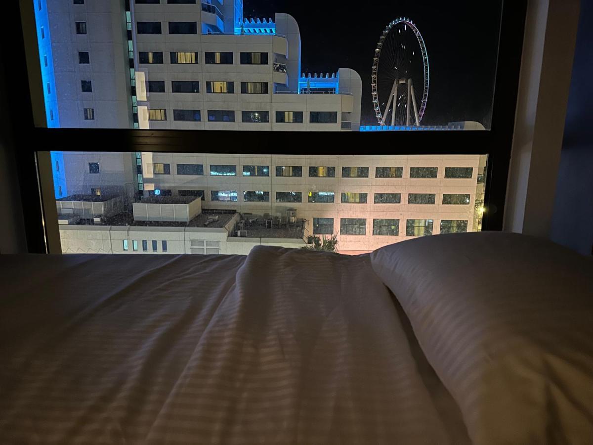 Moonlight Hostel Jbr - 2Min Walk To Jbr Beach - Gym - 2Min Metro Station - Poll 두바이 외부 사진