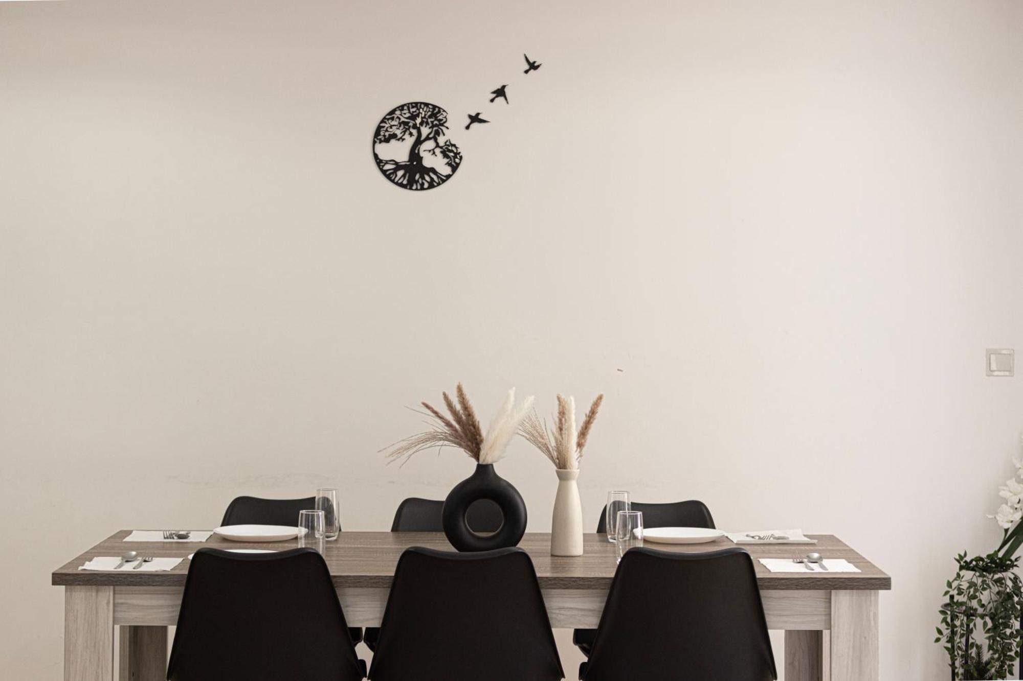 Moonlight Hostel Jbr - 2Min Walk To Jbr Beach - Gym - 2Min Metro Station - Poll 두바이 외부 사진